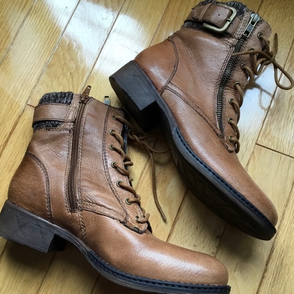 NEW Steve Madden Cognac Lace Up Booties - Picture 5 of 6